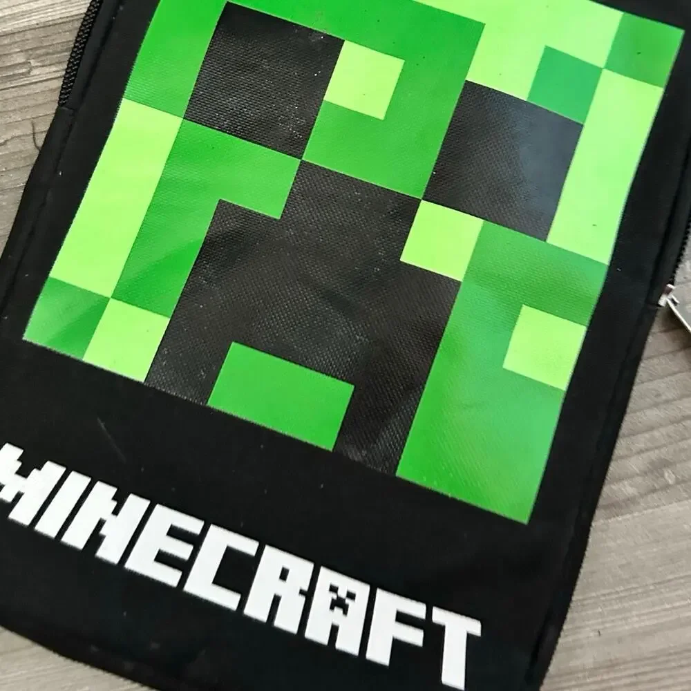 small minecraft creeper tablet holder